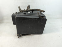 2016-2017 Gmc Terrain Fusebox Fuse Box Panel Relay Module P/N:84080470_01 Fits Fits 2016 2017 OEM Used Auto Parts - Oemusedautoparts1.com