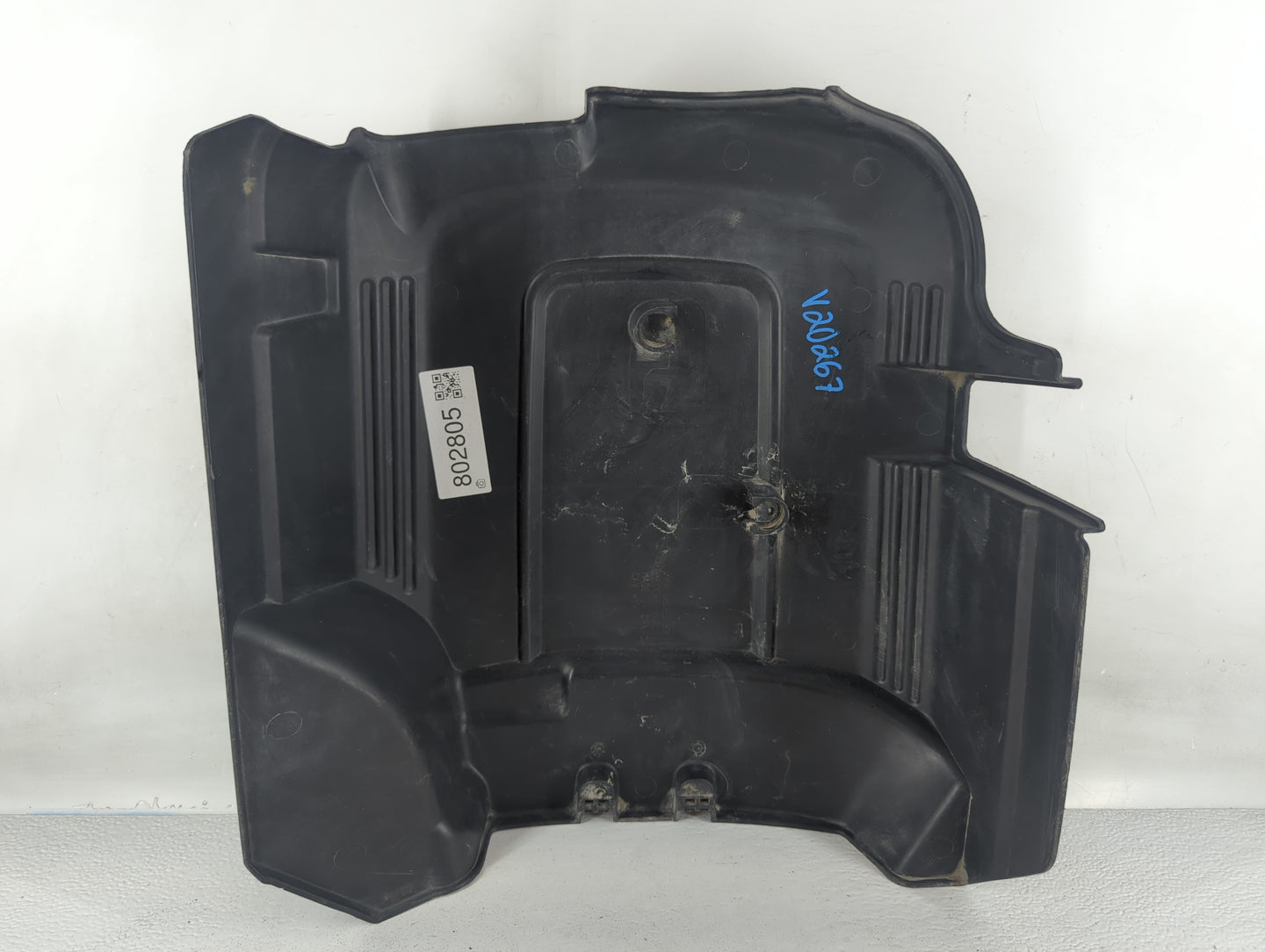 2009 Gmc Sierra 2500 Engine Cover - Oemusedautoparts1.com