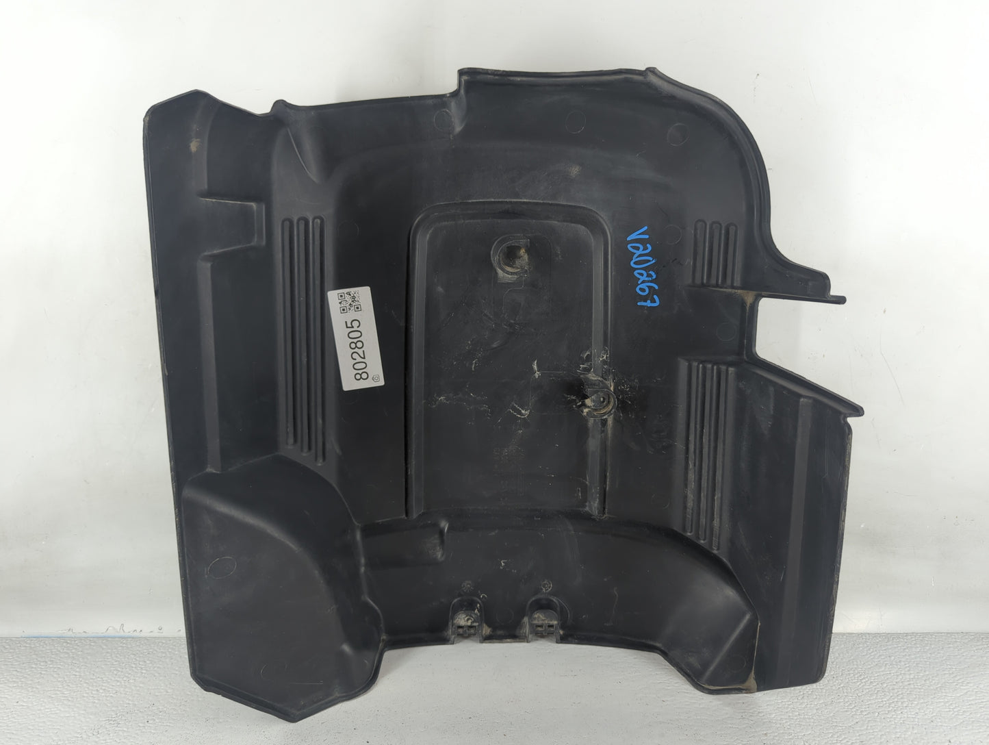 2009 Gmc Sierra 2500 Engine Cover - Oemusedautoparts1.com