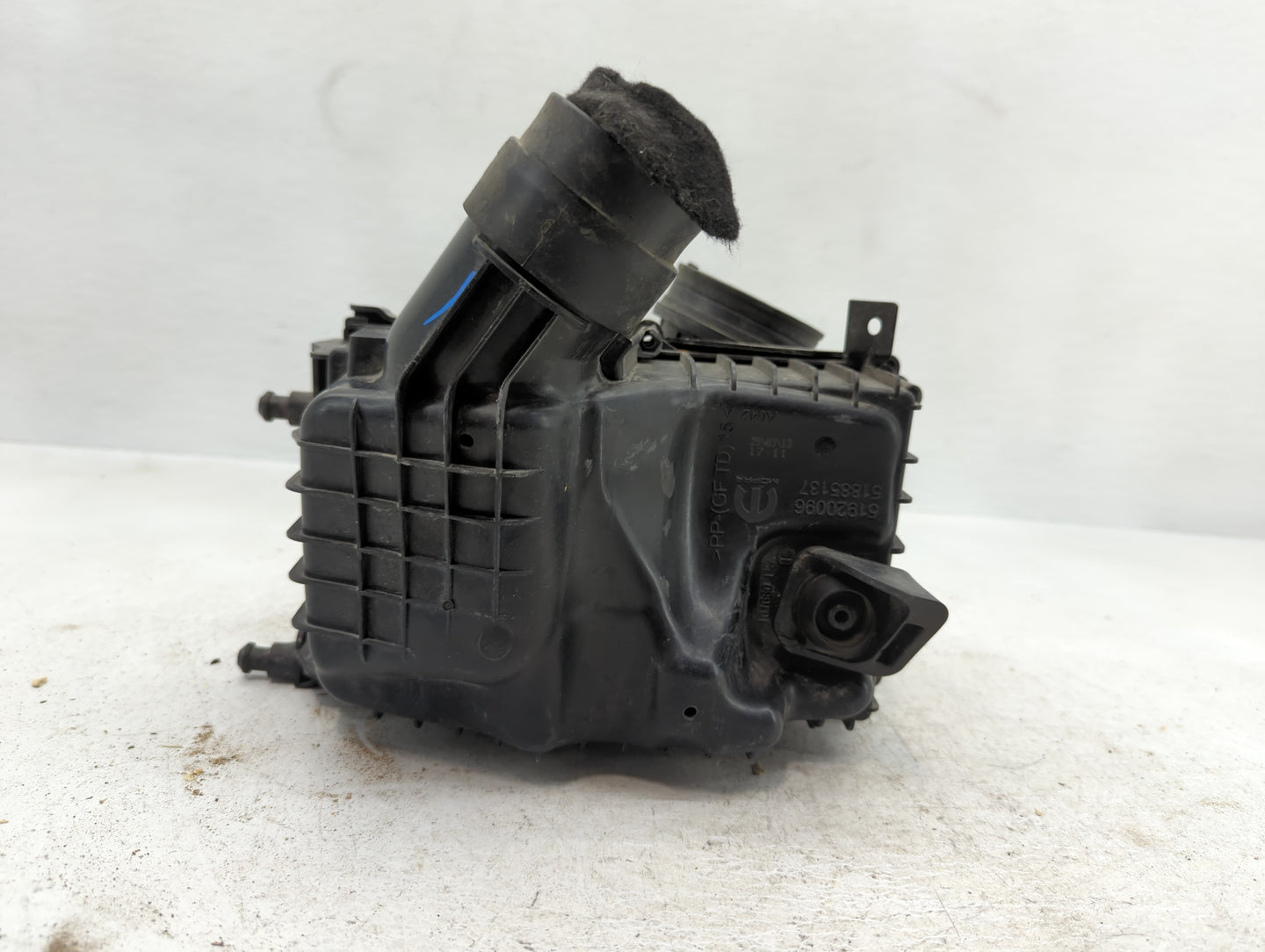 2014-2015 Fiat 500 Air Cleaner Intake-duct Hose Tube - Oemusedautoparts1.com