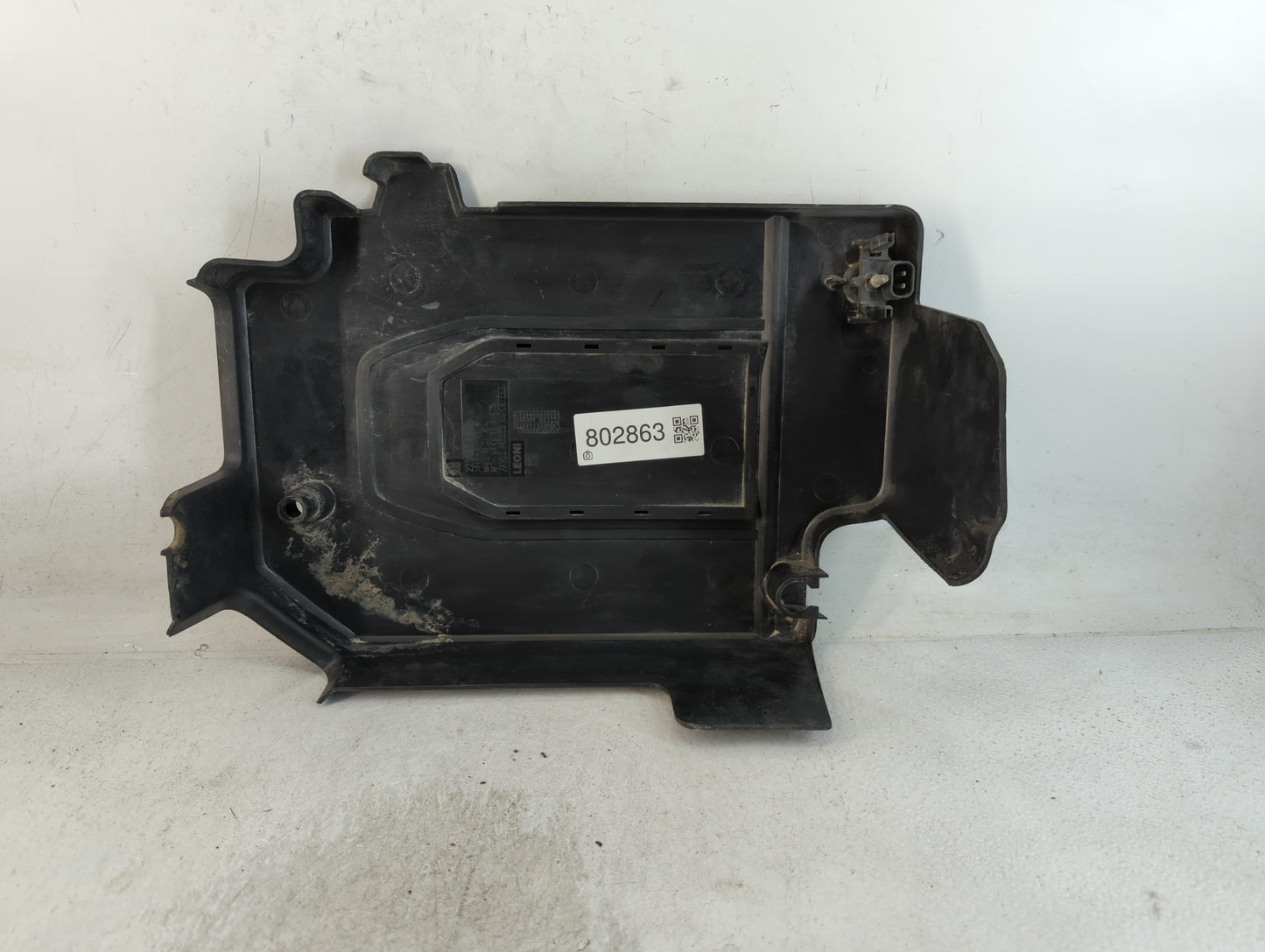 2013 Chevrolet Volt Engine Cover - Oemusedautoparts1.com