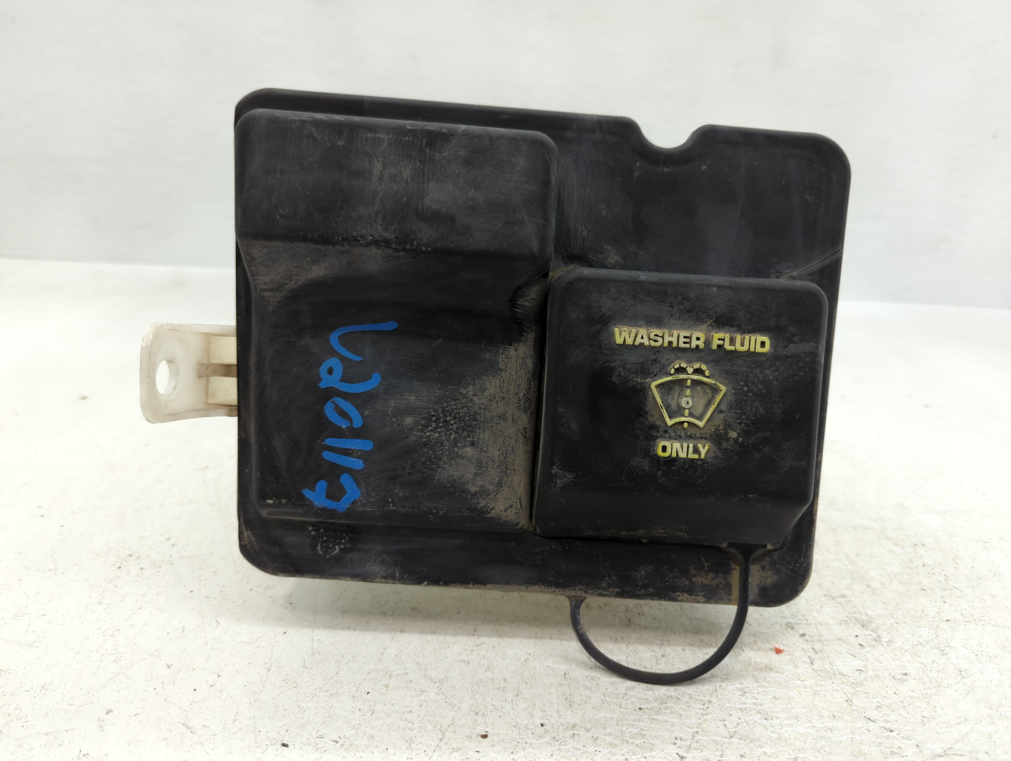 2007-2008 Ford F-150 Windshield Washer Fluid Reservoir Bottle Oem - Oemusedautoparts1.com