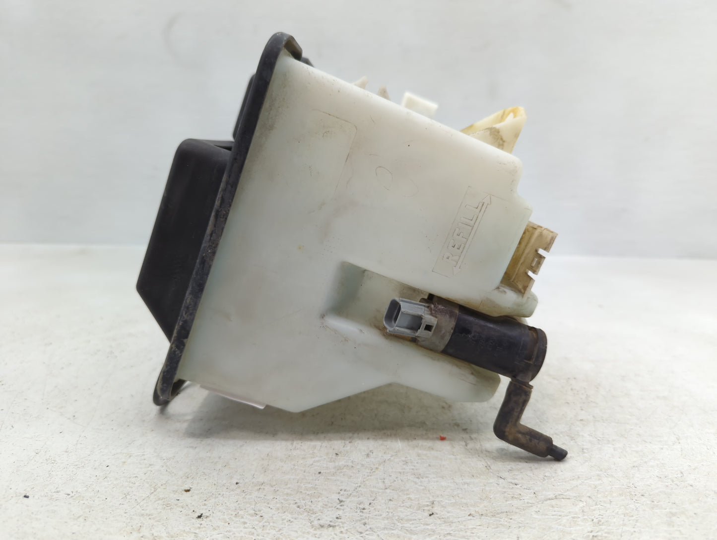 2007-2008 Ford F-150 Windshield Washer Fluid Reservoir Bottle Oem - Oemusedautoparts1.com