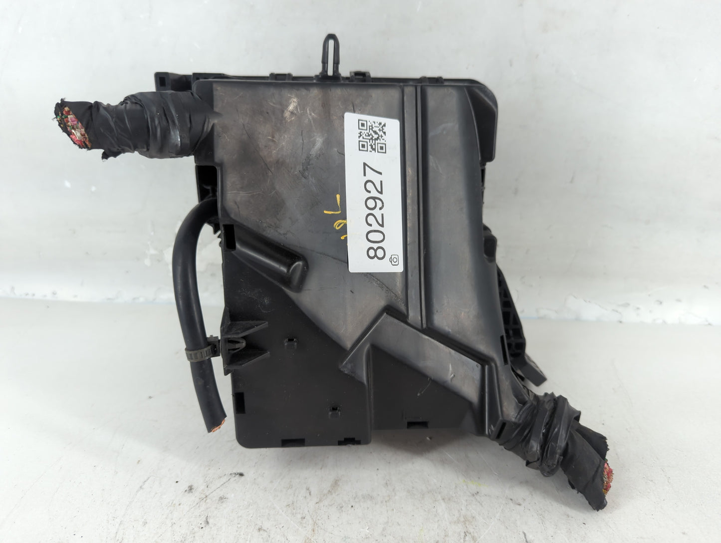 2017-2019 Kia Cadenza Fusebox Fuse Box Panel Relay Module P/N:91950-F6820Y 91223-F6631 Fits Fits 2017 2018 2019 OEM Used Auto Parts - Oemusedautoparts1.com