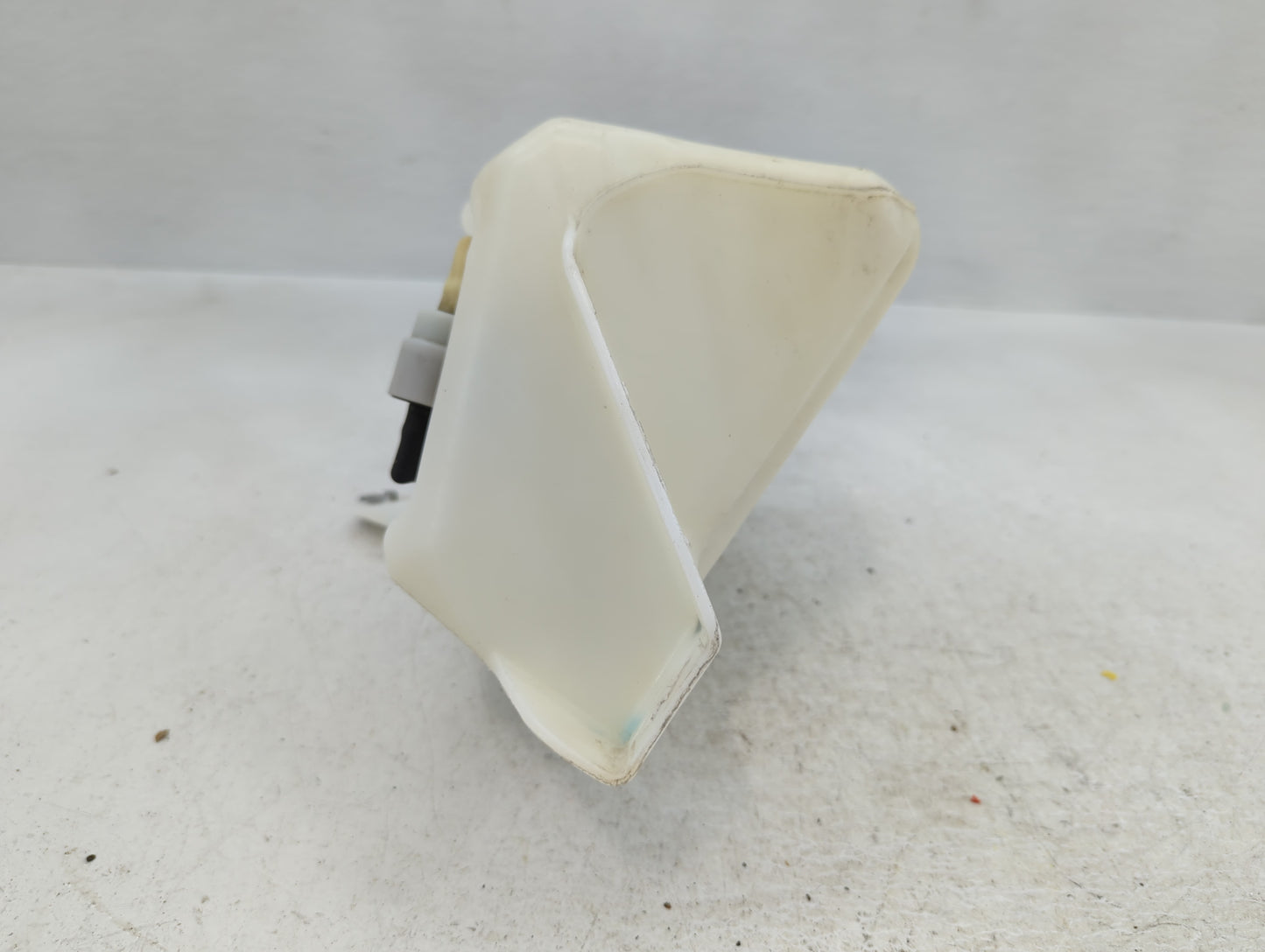 2010-2017 Gmc Terrain Windshield Washer Fluid Reservoir Bottle Oem - Oemusedautoparts1.com