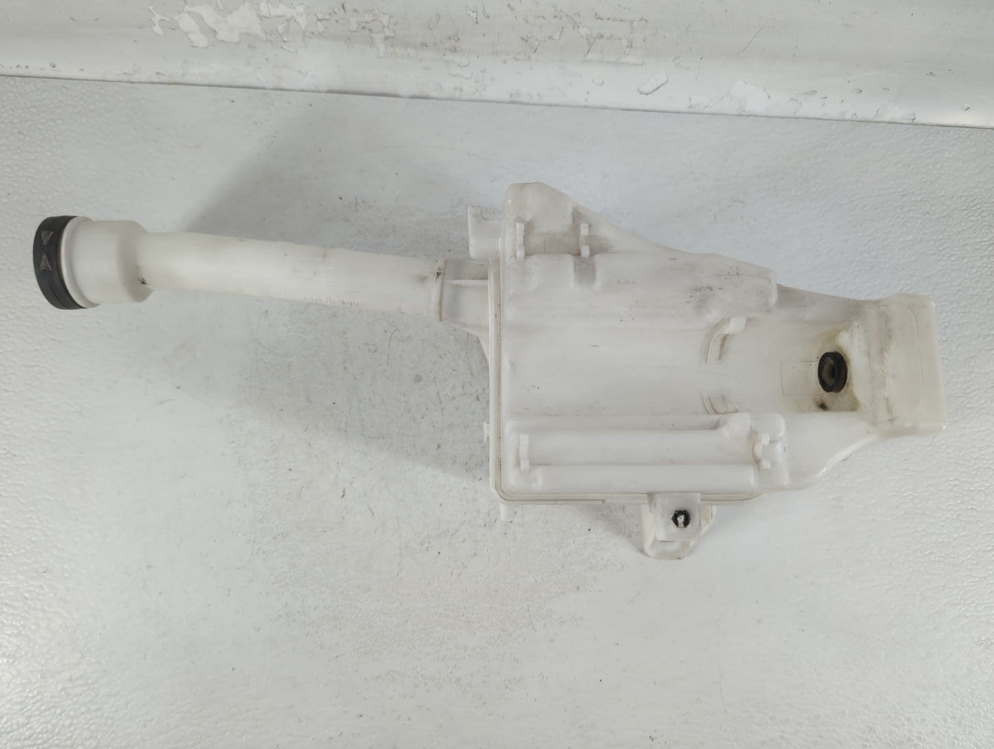 2012-2019 Chevrolet Sonic Windshield Washer Fluid Reservoir Bottle Oem - Oemusedautoparts1.com