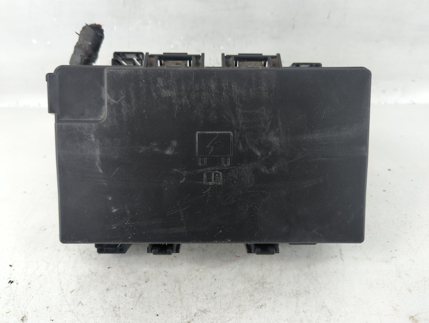 2020 Jeep Grand Cherokee Fusebox Fuse Box Panel Relay Module P/N:P68425203AB A Fits OEM Used Auto Parts - Oemusedautoparts1.com