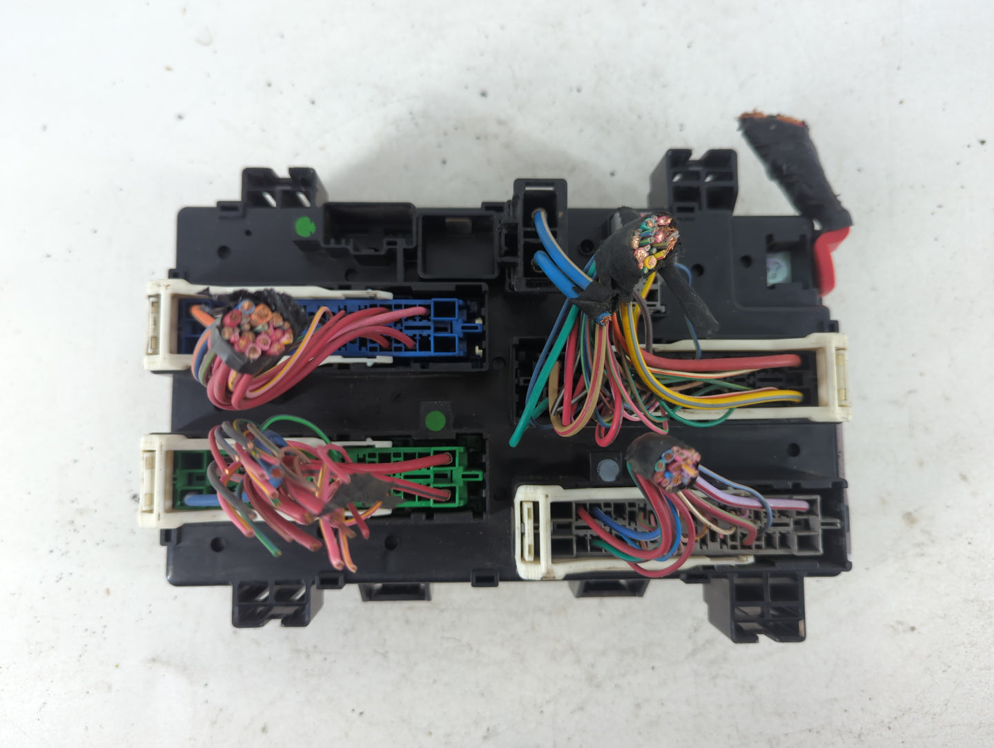 2020 Jeep Grand Cherokee Fusebox Fuse Box Panel Relay Module P/N:P68425203AB A Fits OEM Used Auto Parts - Oemusedautoparts1.com