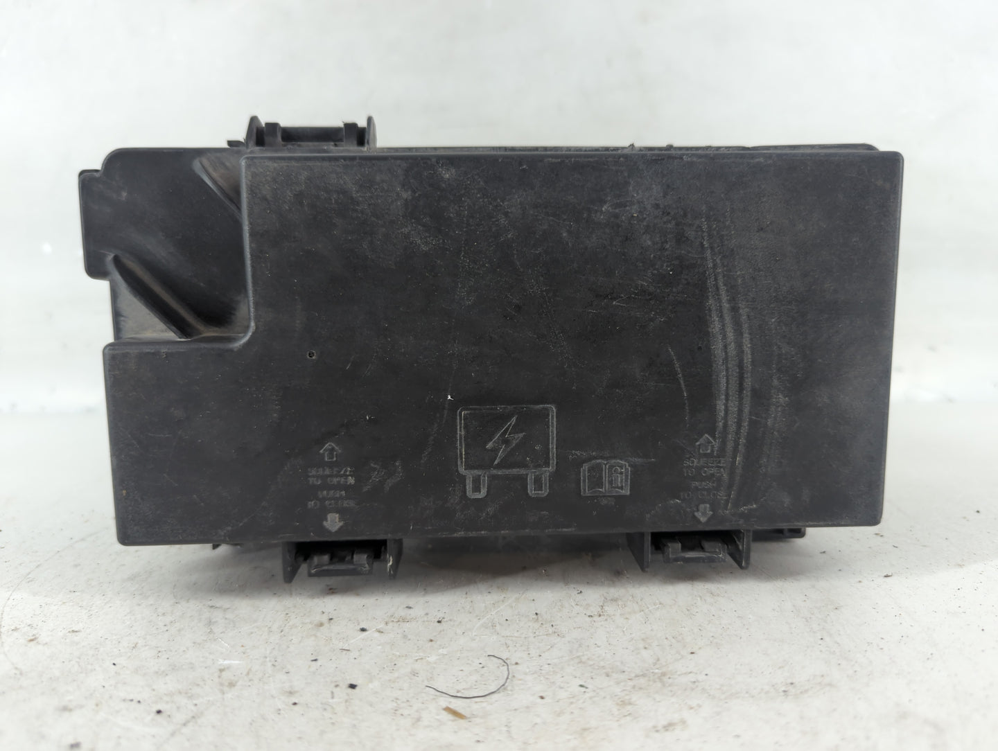 Dodge Caravan Fusebox Fuse Box Relay Module Tipm 68239606aa - Oemusedautoparts1.com