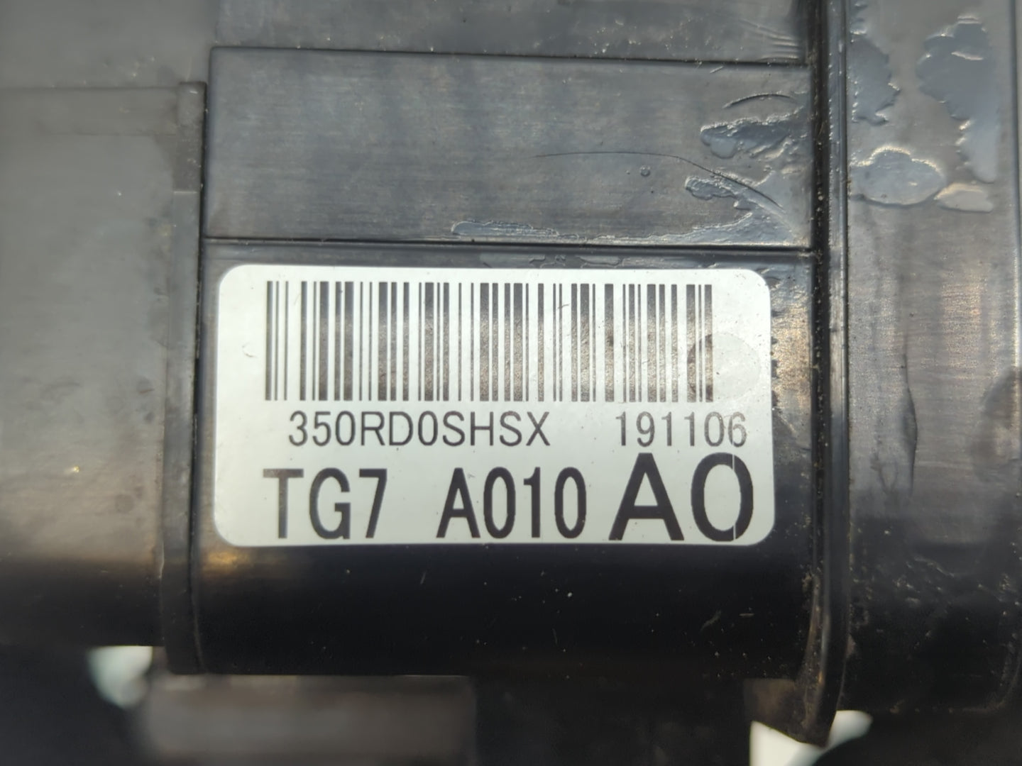 2019-2020 Honda Pilot Fusebox Fuse Box Panel Relay Module P/N:350RD0SHSX TG7 A010 A0 Fits Fits 2019 2020 OEM Used Auto Parts - Oemusedautoparts1.com