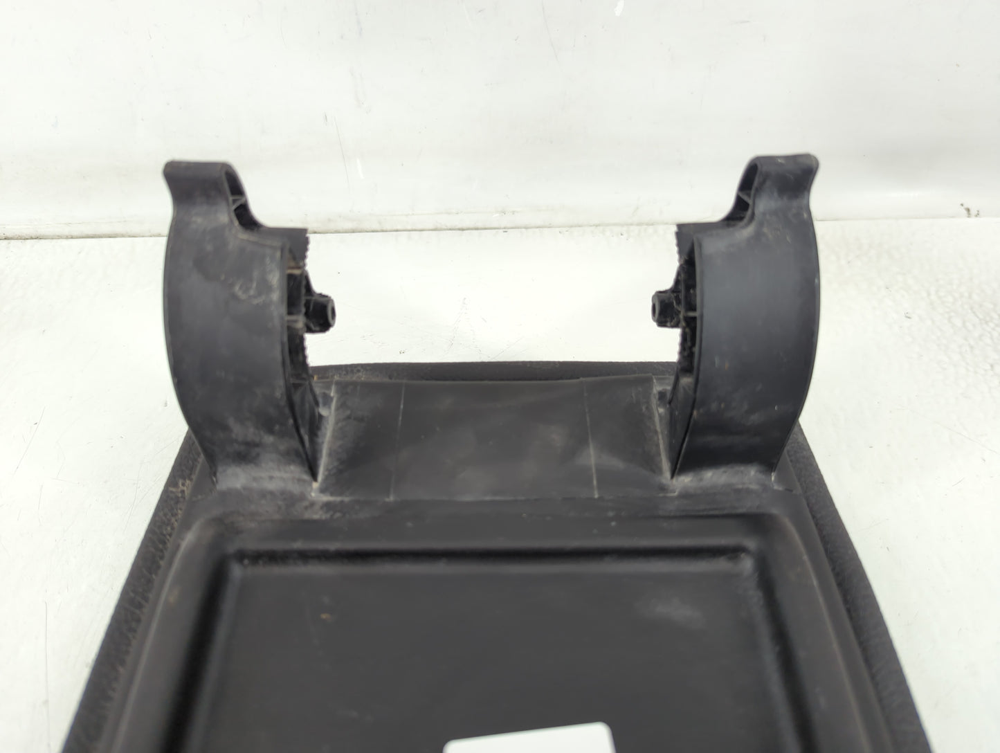 2018 Bmw 320i Center Console Armrest Cover Lid Fits OEM Used Auto Parts - Oemusedautoparts1.com
