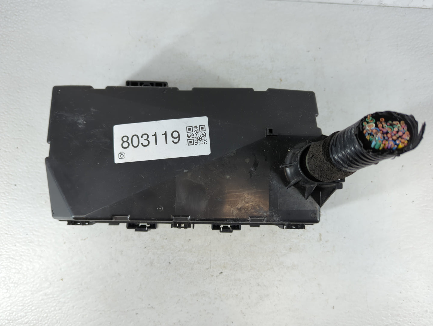 2016 Acura Mdx Fusebox Fuse Box Panel Relay Module P/N:390R01103 TZ5-A020 A0 Fits OEM Used Auto Parts - Oemusedautoparts1.com