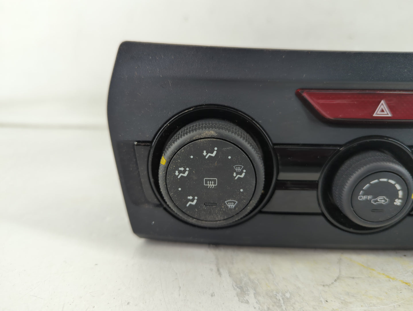 2018 Subaru Xv Climate Control Module Temperature AC/Heater Replacement P/N:016783-1382 72311FL500 Fits OEM Used Auto Parts - Oemusedautoparts1.com
