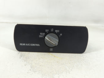 compare product 1999-2000 Cadillac Escalade Climate Control Module Temperature AC/Heater Replacement P/N:16209345 Fits OEM Used Auto Parts