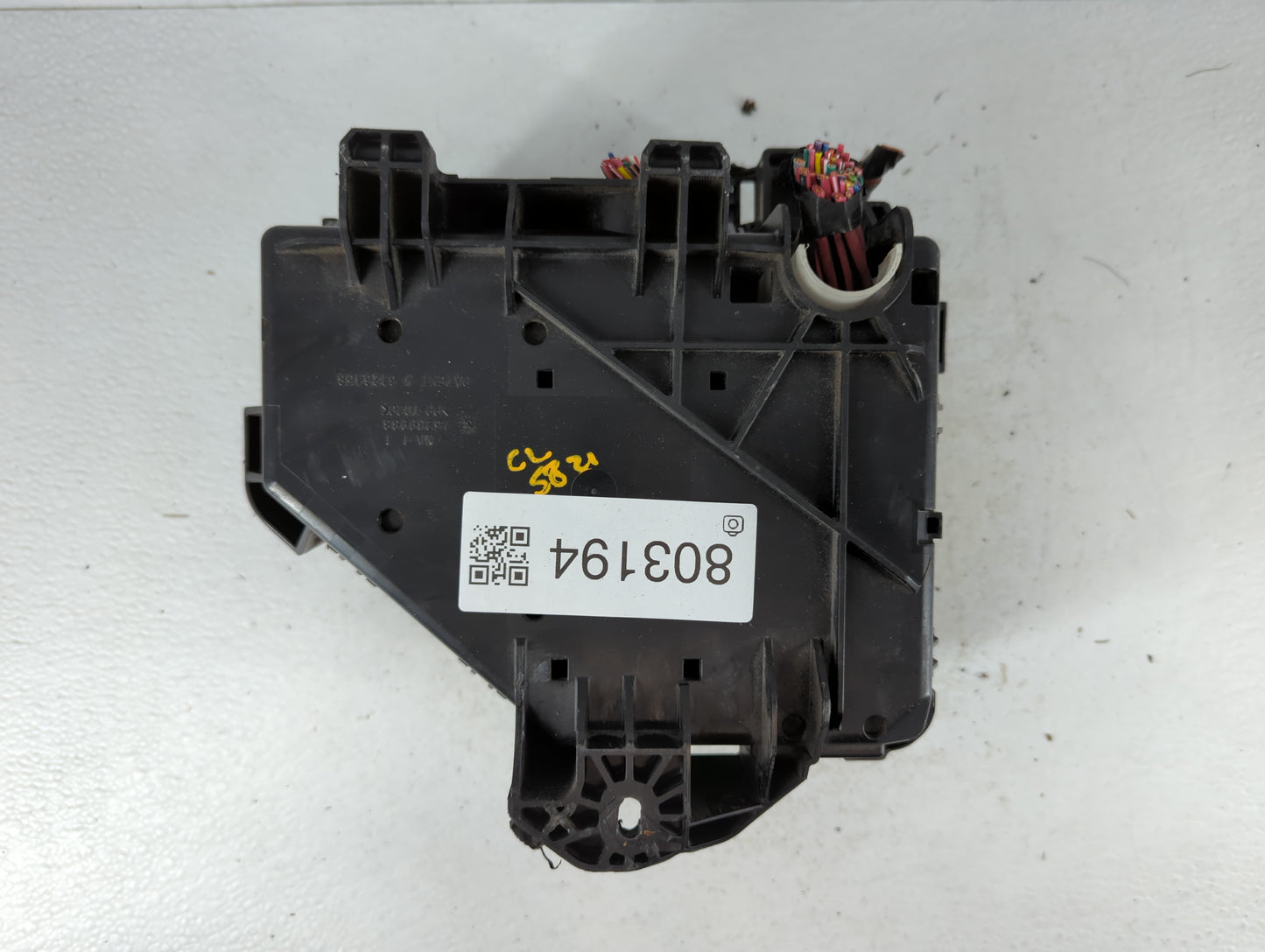 2008 Cadillac Srx Fusebox Fuse Box Panel Relay Module P/N:25822671 Fits OEM Used Auto Parts - Oemusedautoparts1.com