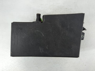 2017 Ford Escape Fusebox Fuse Box Panel Relay Module P/N:E02345500 AV6T-14A067-AD Fits OEM Used Auto Parts - Oemusedautoparts1.com