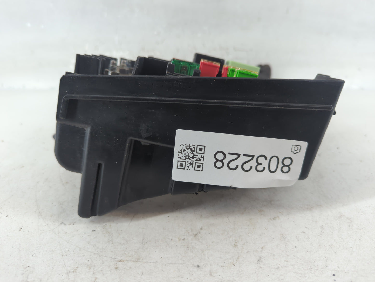 2010-2014 Volkswagen Jetta Fusebox Fuse Box Panel Relay Module Fits Fits 2010 2011 2012 2013 2014 2015 2016 2017 2018 2019 2020 OEM Used Auto Parts - Oemusedautoparts1.com