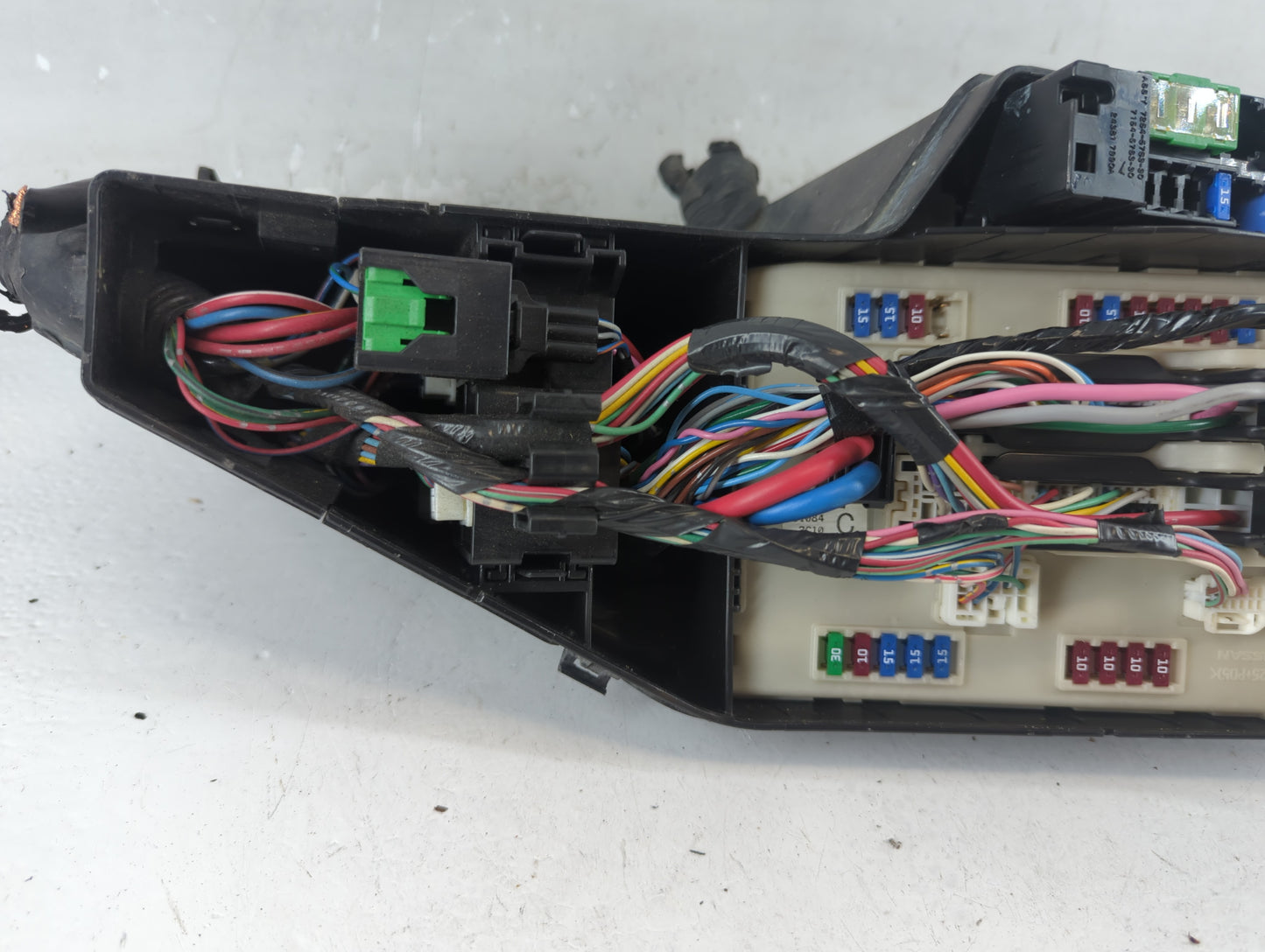 2011-2013 Nissan Altima Fusebox Fuse Box Panel Relay Module P/N:284B71AA1A Fits Fits 2011 2012 2013 OEM Used Auto Parts - Oemusedautoparts1.com