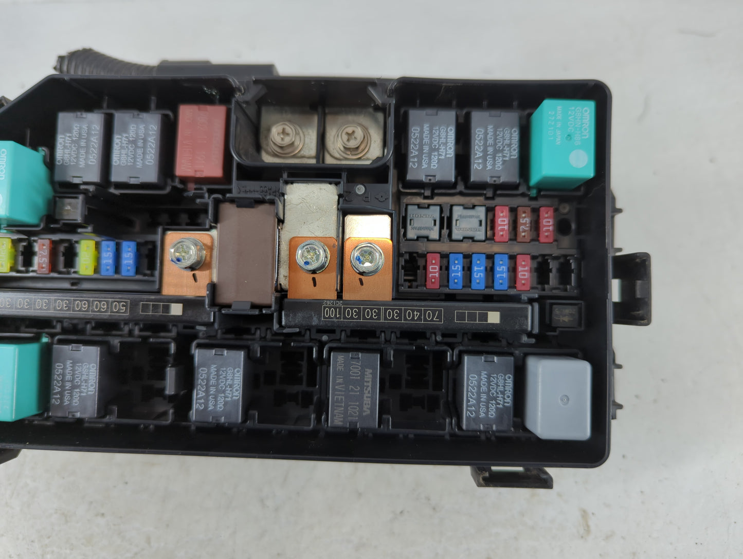 2012-2015 Honda Civic Fusebox Fuse Box Panel Relay Module P/N:072R2081U3 TR0 A012 A0 Fits Fits 2012 2013 2014 2015 OEM Used Auto Parts - Oemusedautoparts1.com