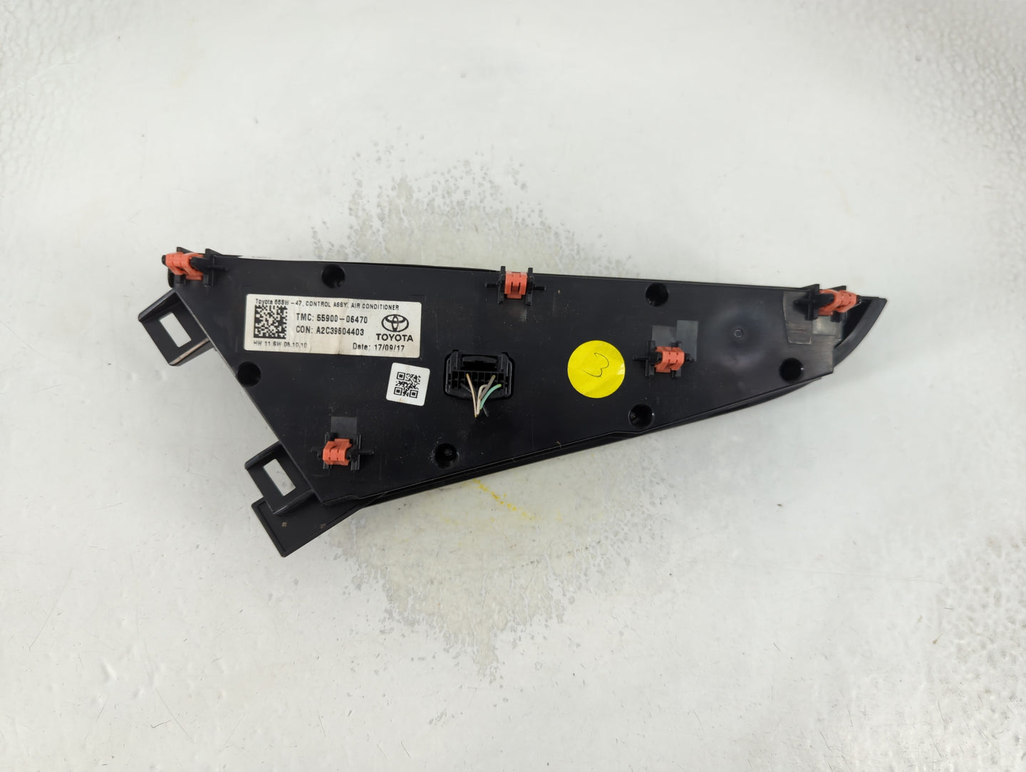 2018-2022 Toyota Camry Climate Control Module Temperature AC/Heater Replacement P/N:55900-06470 Fits Fits 2018 2019 2020 2021 2022 OEM Used Auto Parts - Oemusedautoparts1.com