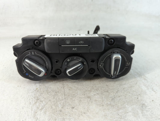 2018-2019 Volkswagen Beetle Climate Control Module Temperature AC/Heater Replacement P/N:0746-24417 90151-736 Fits Fits 2018 2019 OEM Used Auto Parts - Oemusedautoparts1.com