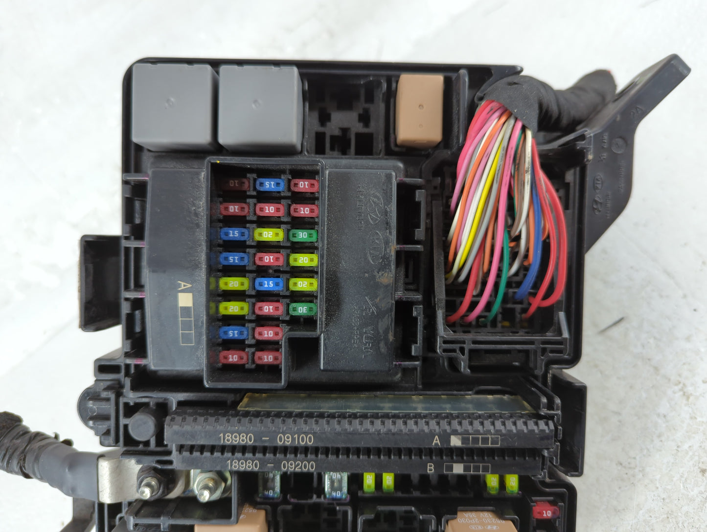 2015 Hyundai Sonata Fusebox Fuse Box Panel Relay Module P/N:6423-0102-7-000 Fits OEM Used Auto Parts - Oemusedautoparts1.com