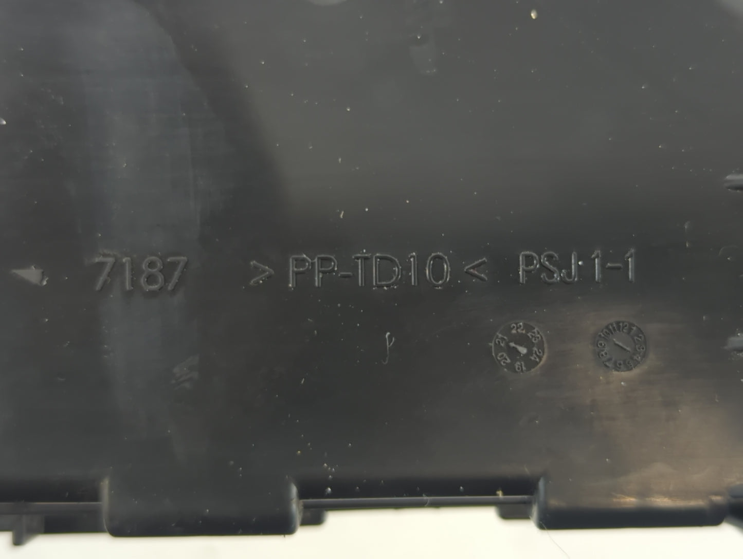 2009-2013 Toyota Corolla Fusebox Fuse Box Panel Relay Module P/N:7551 >PP-TD10<9099 XB1 Fits Fits 2009 2010 2011 2012 2013 2014 OEM Used Auto Parts - Oemusedautoparts1.com