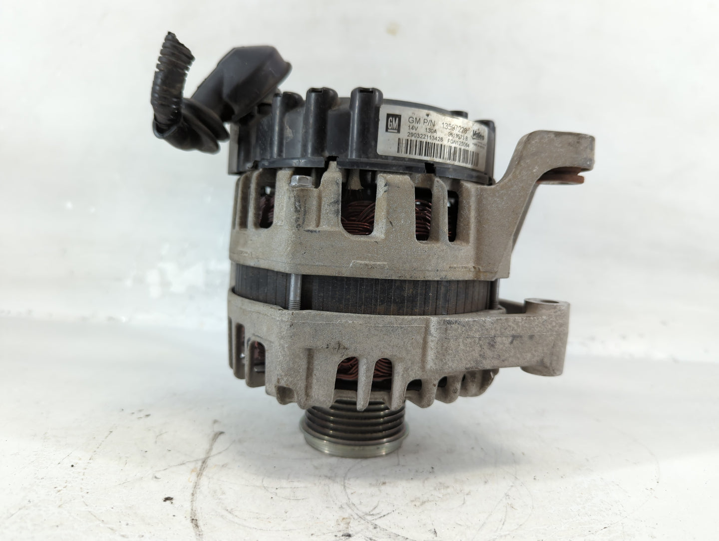 2013-2021 Chevrolet Trax Alternator Replacement Generator Charging Assembly Engine OEM P/N:13597226 Fits OEM Used Auto Parts - Oemusedautoparts1.com