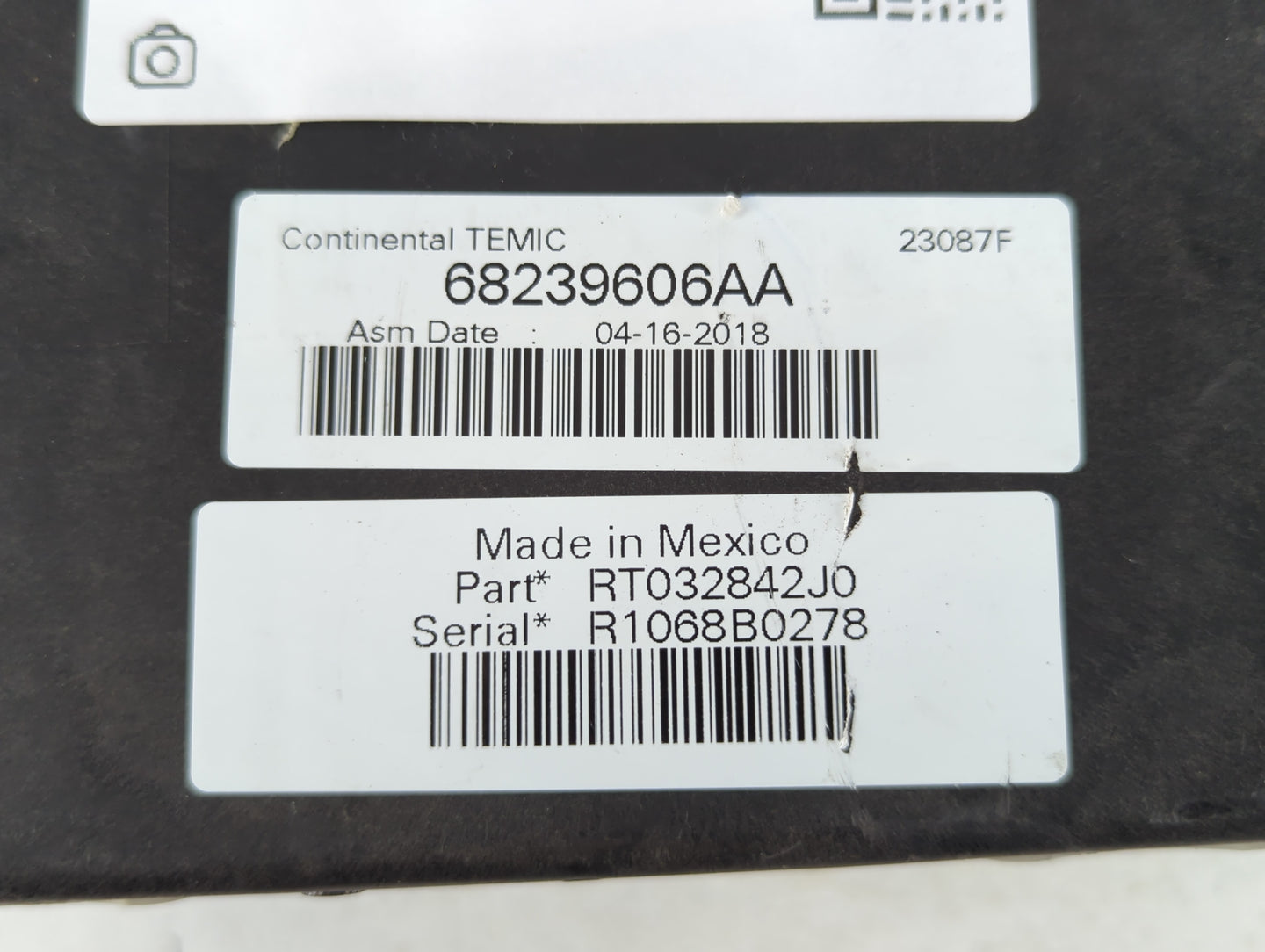 Dodge Caravan Chassis Control Module Ccm Bcm Body Control 68239606aa - Oemusedautoparts1.com