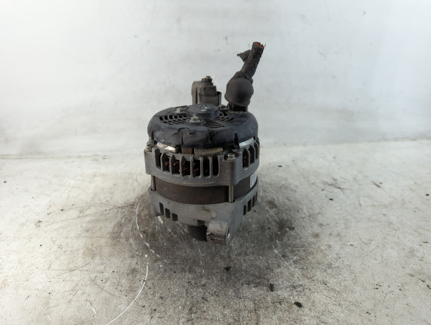 2019-2020 Ford Edge Alternator Replacement Generator Charging Assembly Engine OEM P/N:K2GT-10300-BC Fits Fits 2019 2020 OEM Used Auto Parts - Oemusedautoparts1.com