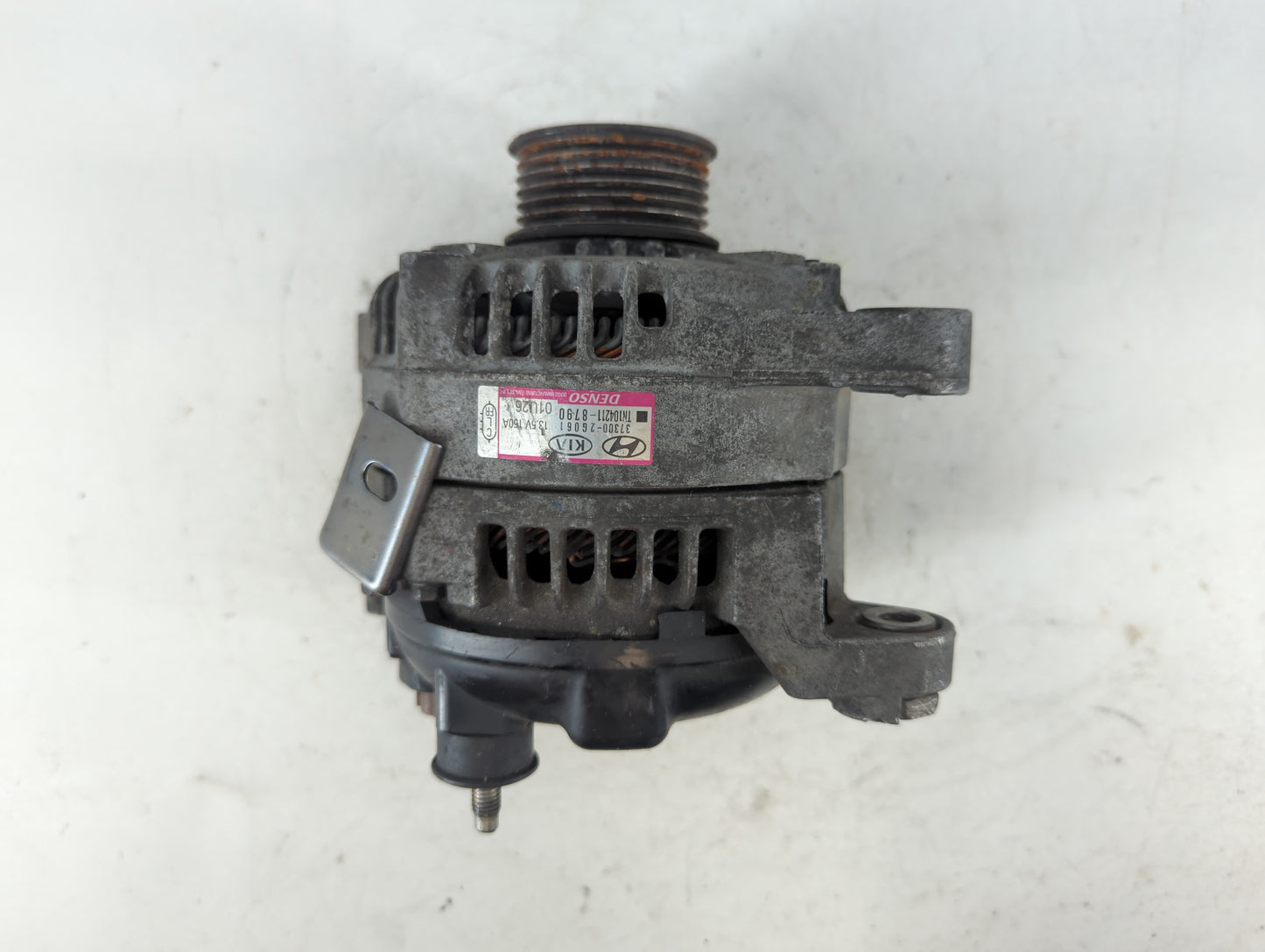 2016-2020 Kia Optima Alternator Replacement Generator Charging Assembly Engine OEM P/N:37300-2G061 Fits OEM Used Auto Parts - Oemusedautoparts1.com