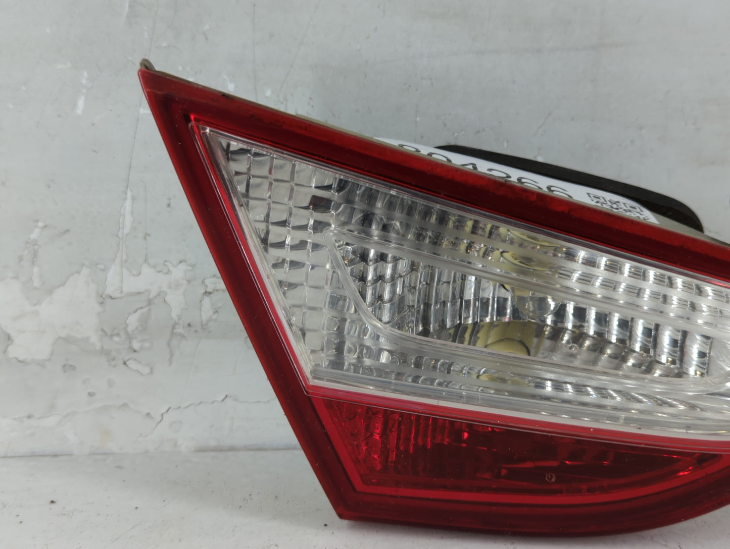 2011-2014 Hyundai Sonata Tail Light Assembly Driver Left OEM P/N:92403-3Q Fits Fits 2011 2012 2013 2014 OEM Used Auto Parts - Oemusedautoparts1.com