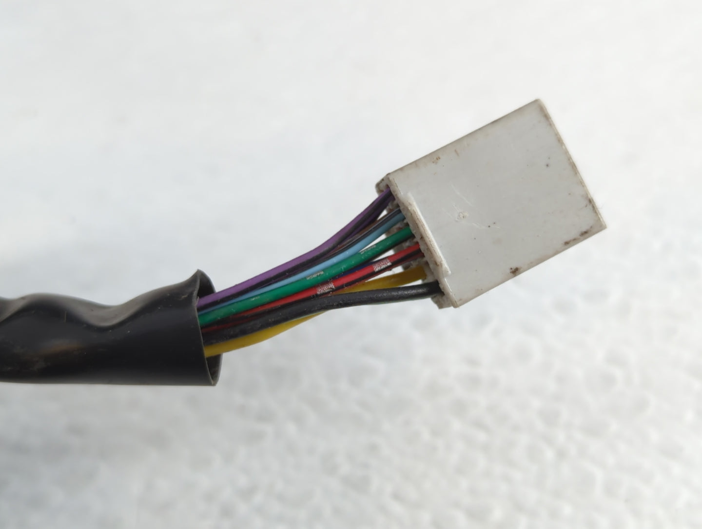 2004-2009 Cadillac Srx Side Mirror Replacement Driver Left View Door Mirror P/N:15807457 Fits Fits 2004 2005 2006 2007 2008 2009 OEM Used Auto Parts - Oemusedautoparts1.com