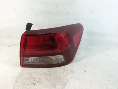 2018-2020 Kia Rio Tail Light Assembly Passenger Right OEM P/N:92402HB 9100 Fits Fits 2018 2019 2020 OEM Used Auto Parts