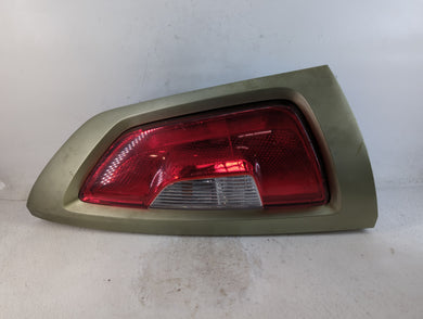 2012-2013 Kia Soul Tail Light Assembly Passenger Right OEM P/N:92402-2K5 Fits Fits 2012 2013 OEM Used Auto Parts