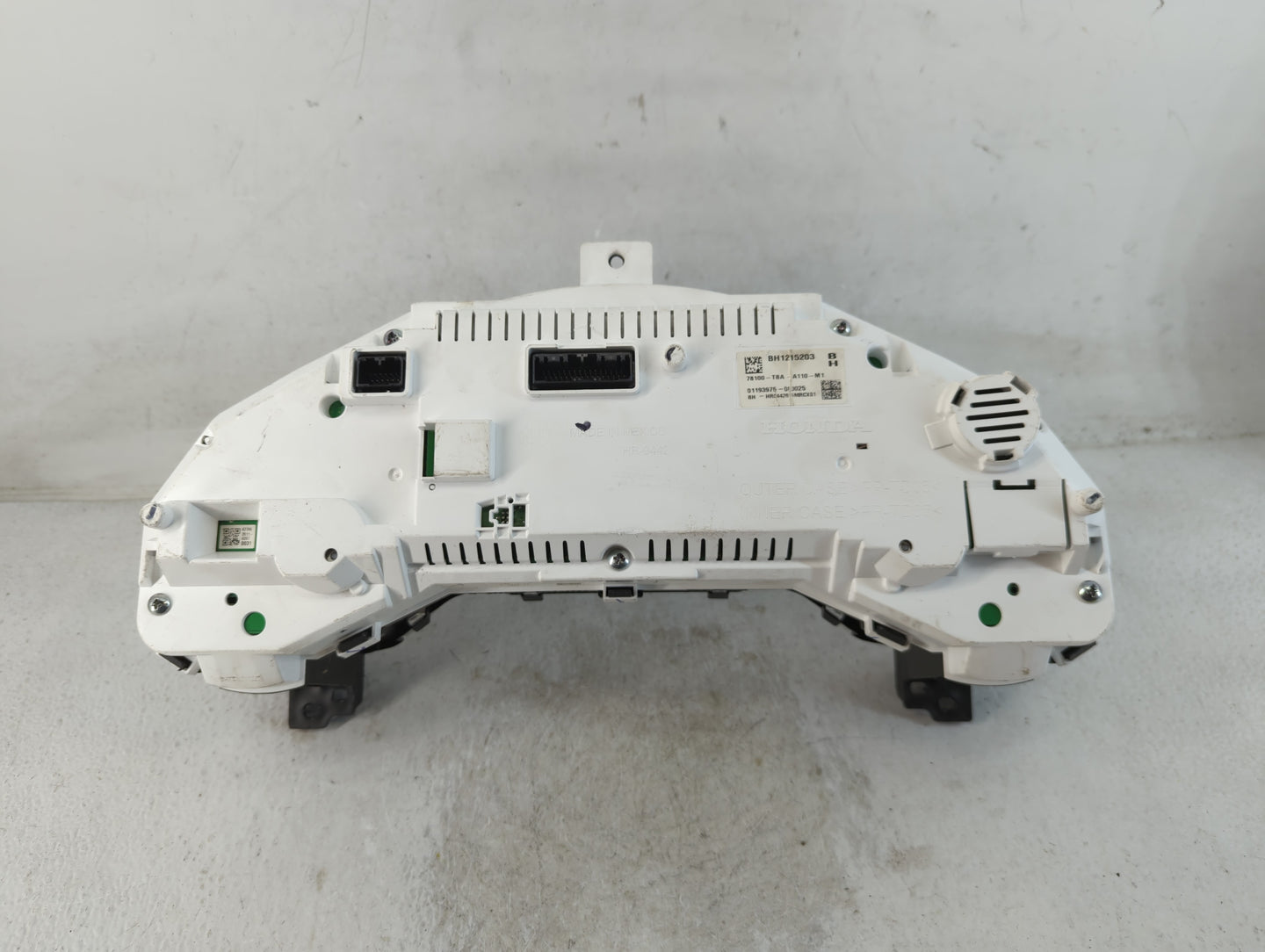 2019-2021 Honda Civic Instrument Cluster Speedometer Gauges P/N:78100-TBA-A110-M1 Fits Fits 2019 2020 2021 OEM Used Auto Parts - Oemusedautoparts1.com