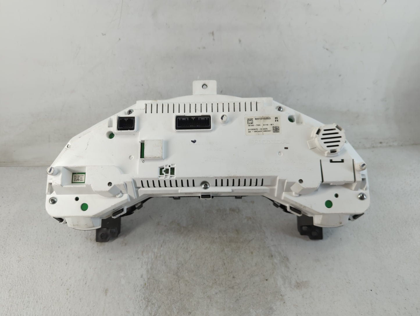 2019-2021 Honda Civic Instrument Cluster Speedometer Gauges P/N:78100-TBA-A110-M1 Fits Fits 2019 2020 2021 OEM Used Auto Parts - Oemusedautoparts1.com