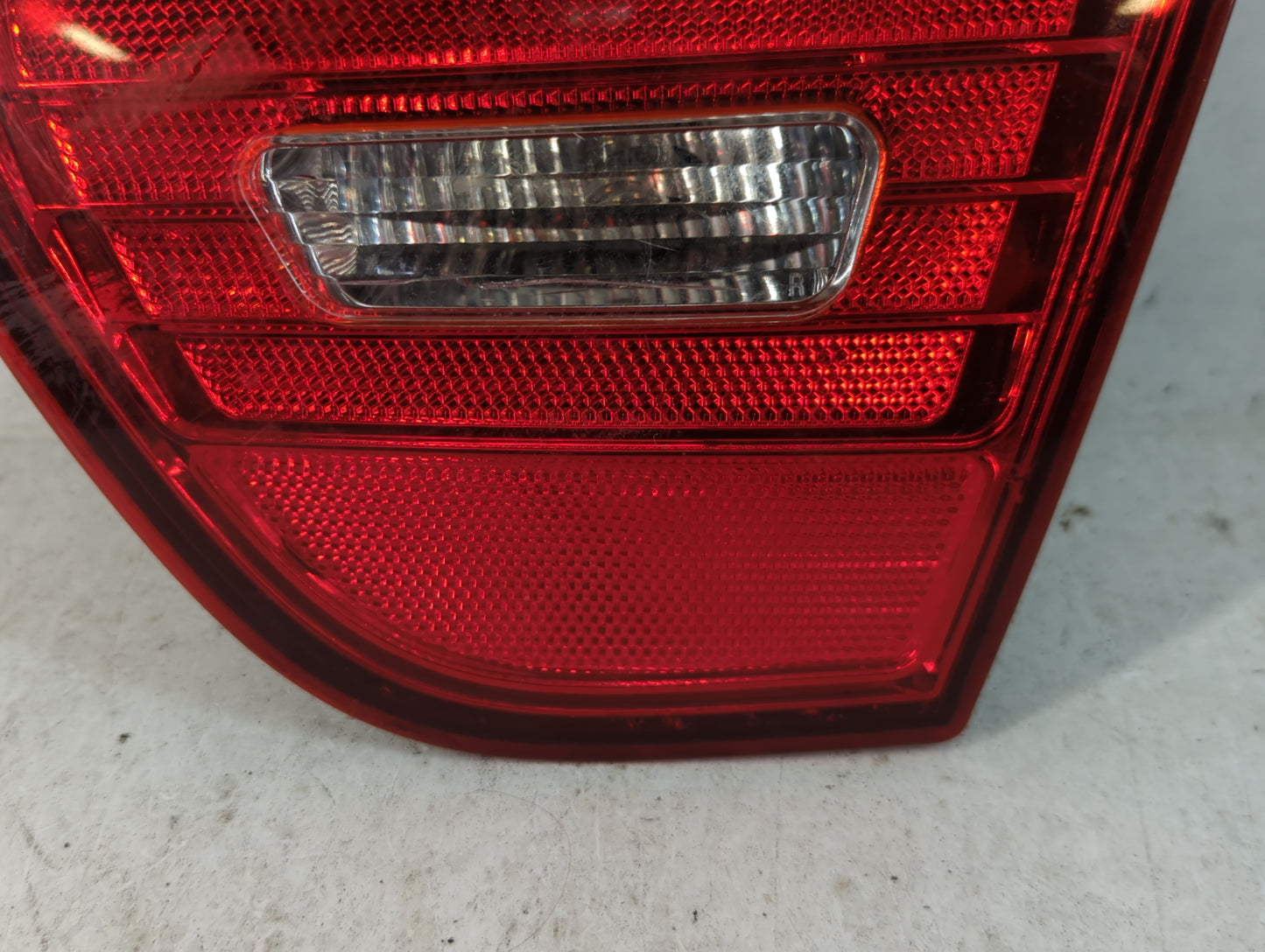 2007-2010 Hyundai Elantra Tail Light Assembly Passenger Right OEM P/N:92404-2H00 Fits Fits 2007 2008 2009 2010 OEM Used Auto Parts - Oemusedautoparts1.com