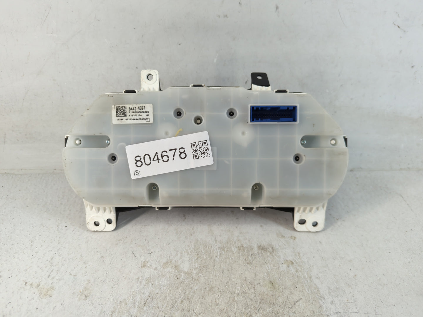 2018 Chevrolet Equinox Instrument Cluster Speedometer Gauges P/N:84424074 Fits OEM Used Auto Parts - Oemusedautoparts1.com