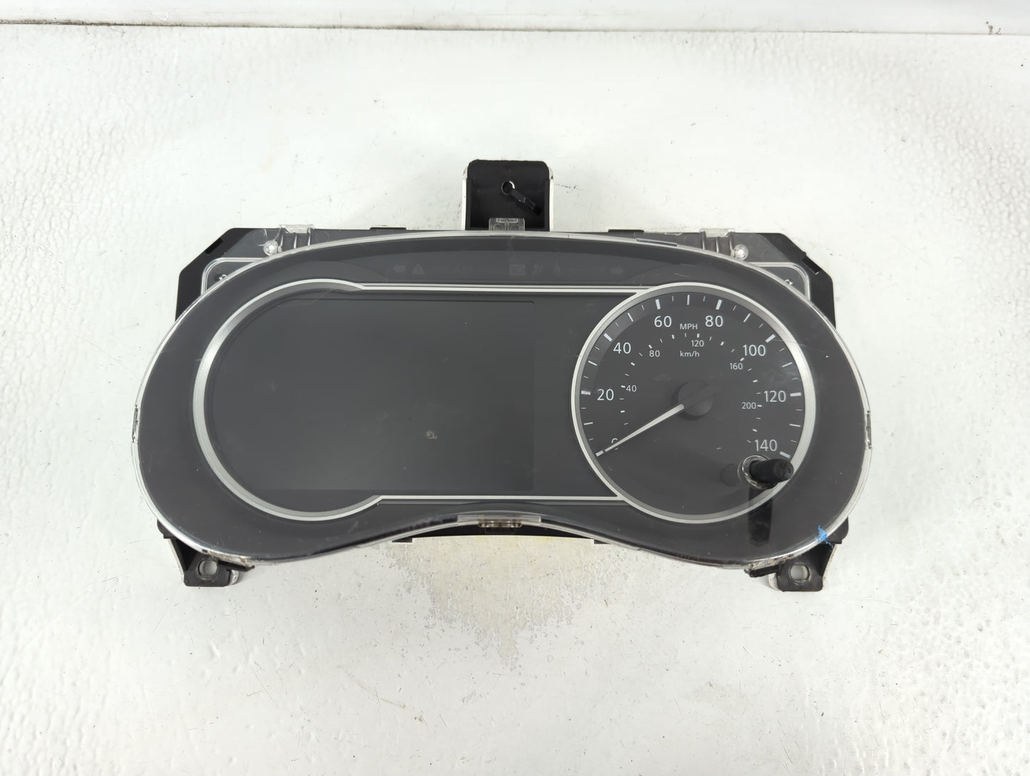 2018-2019 Nissan Kicks Instrument Cluster Speedometer Gauges P/N:24810 5RL0B 8X15 12UY 0 Fits Fits 2018 2019 OEM Used Auto Parts - Oemusedautoparts1.com