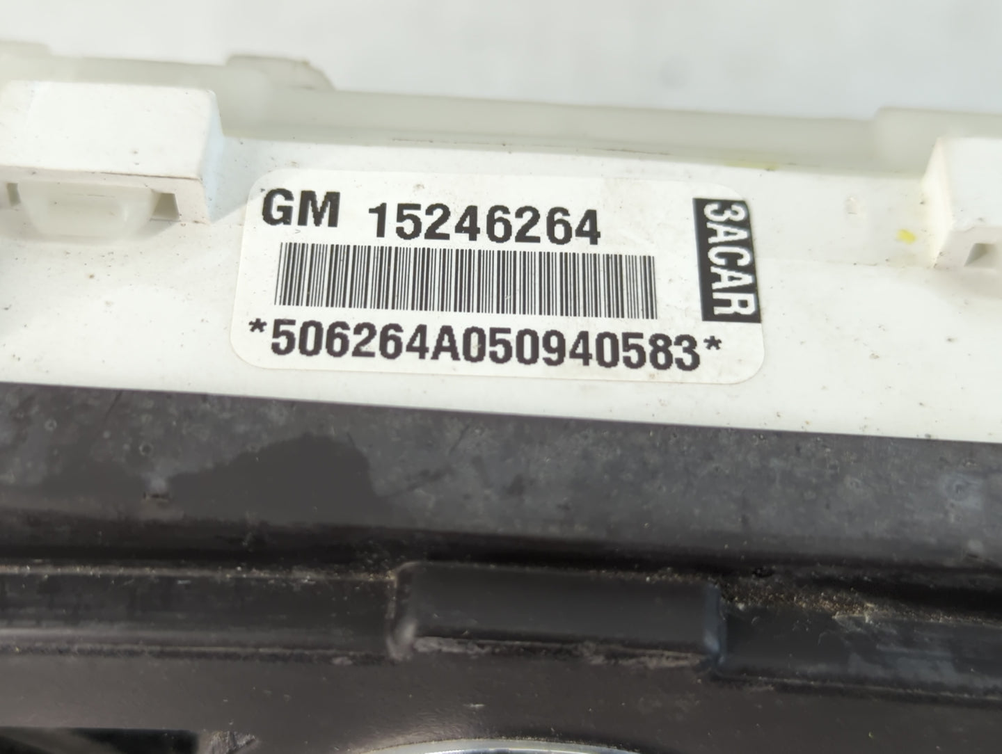 2005-2006 Chevrolet Cobalt Instrument Cluster Speedometer Gauges P/N:15246264 Fits Fits 2005 2006 OEM Used Auto Parts - Oemusedautoparts1.com