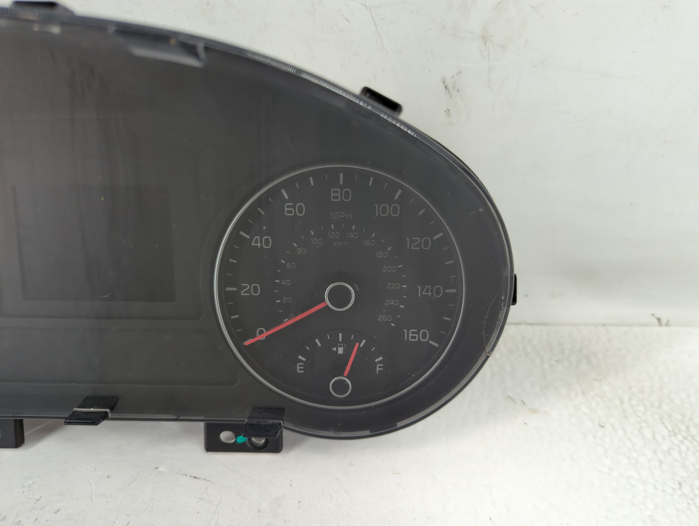 2016-2018 Kia Optima Instrument Cluster Speedometer Gauges P/N:94001-D4780 Fits Fits 2016 2017 2018 OEM Used Auto Parts - Oemusedautoparts1.com