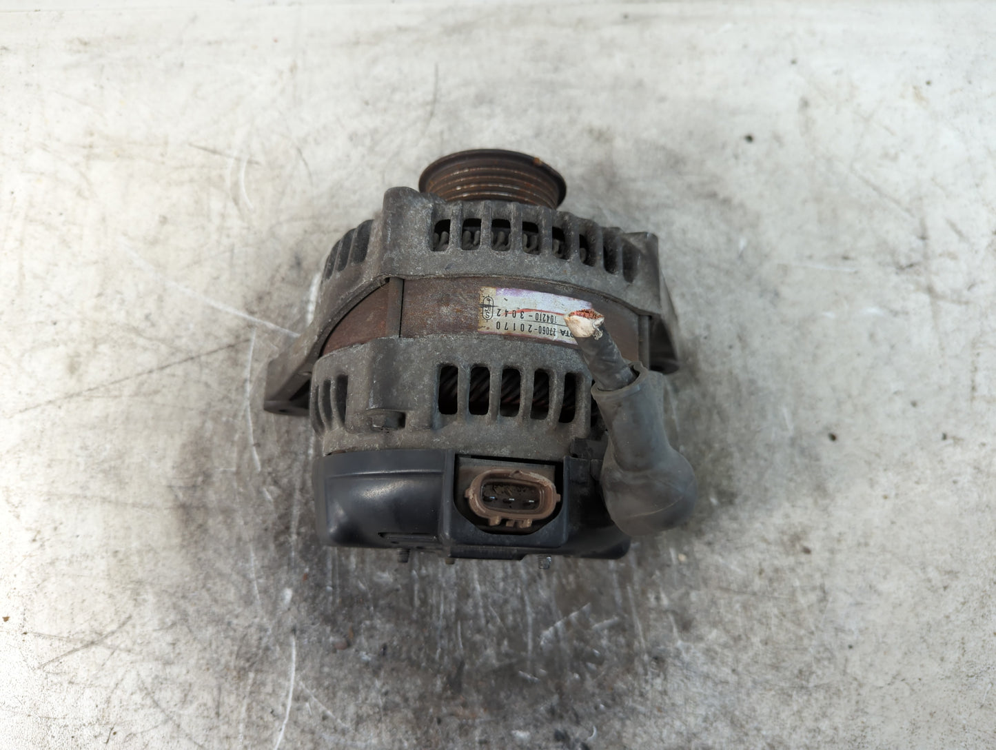 2001-2003 Toyota Highlander Alternator Replacement Generator Charging Assembly Engine OEM P/N:27060-20170 Fits Fits 2001 2002 2003 OEM Used Auto Parts - Oemusedautoparts1.com