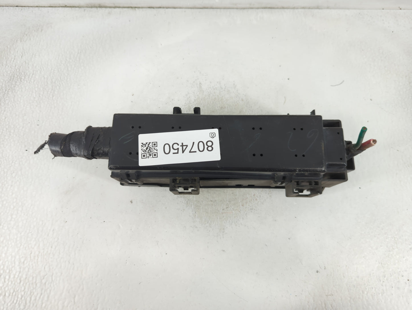 2000-2004 Jeep Grand Cherokee Fusebox Fuse Box Panel Relay Module Fits Fits 2000 2001 2002 2003 2004 OEM Used Auto Parts - Oemusedautoparts1.com