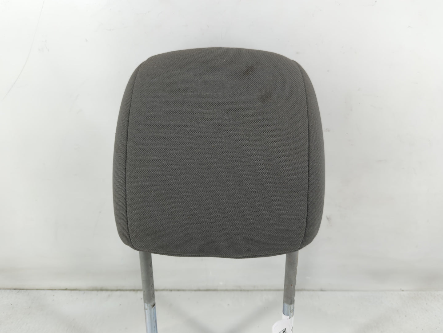 2008 Chrysler Town & Country Headrest Head Rest Front Driver Passenger Seat Fits OEM Used Auto Parts - Oemusedautoparts1.com