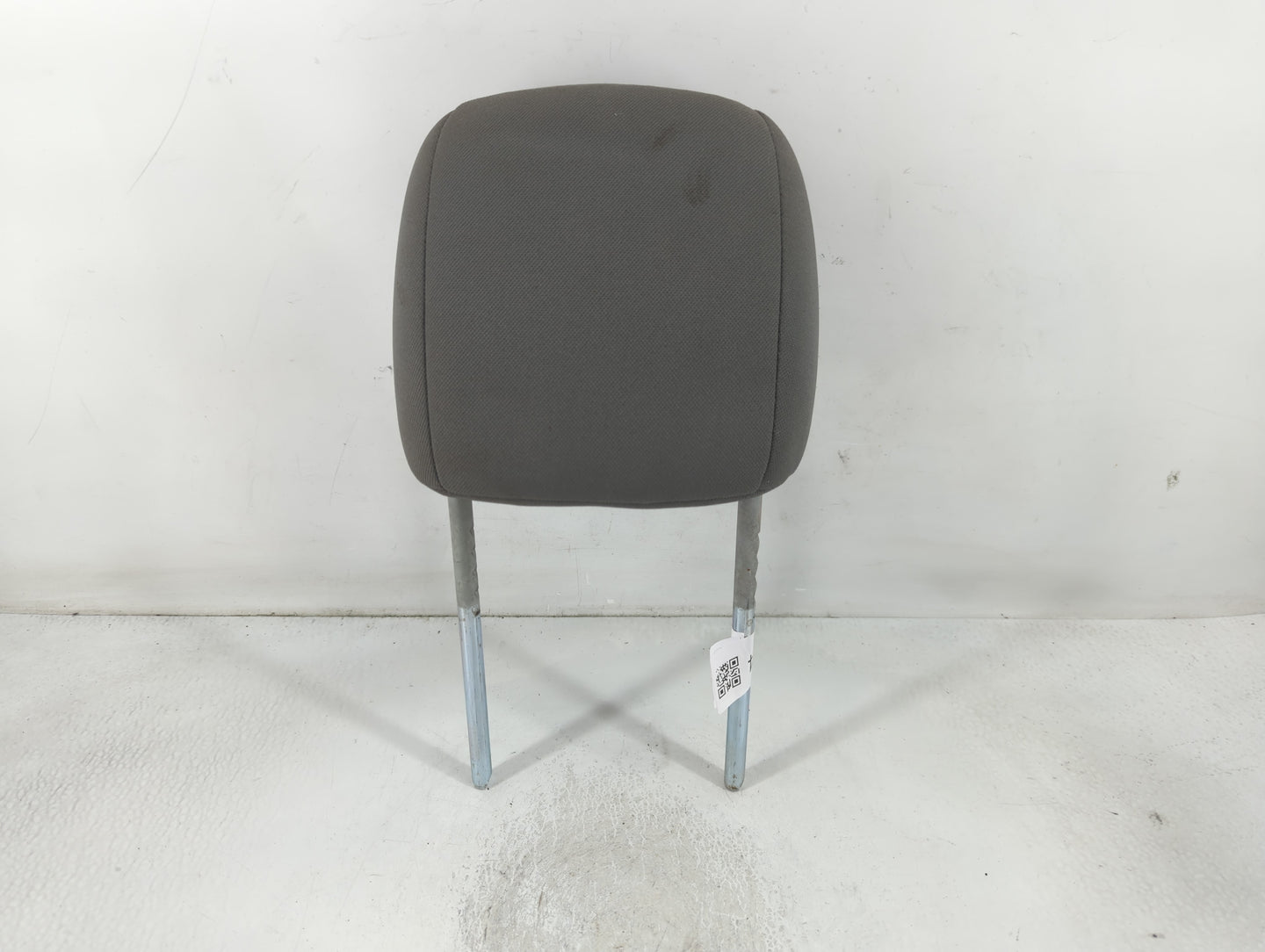 2008 Chrysler Town & Country Headrest Head Rest Front Driver Passenger Seat Fits OEM Used Auto Parts - Oemusedautoparts1.com