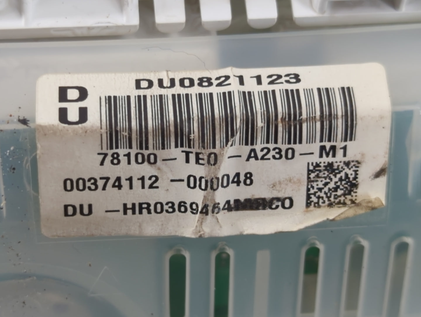 2005-2006 Toyota Camry Instrument Cluster Speedometer Gauges P/N:78100-TE0-A230-M1 Fits Fits 2005 2006 OEM Used Auto Parts - Oemusedautoparts1.com