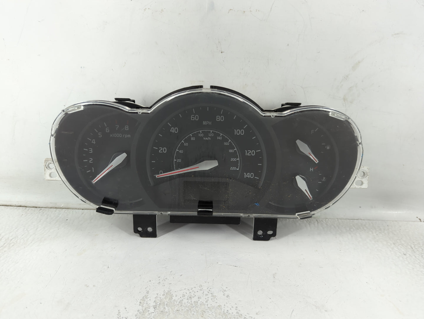 2016-2017 Kia Rio Instrument Cluster Speedometer Gauges P/N:94024-1W770 Fits Fits 2016 2017 OEM Used Auto Parts - Oemusedautoparts1.com