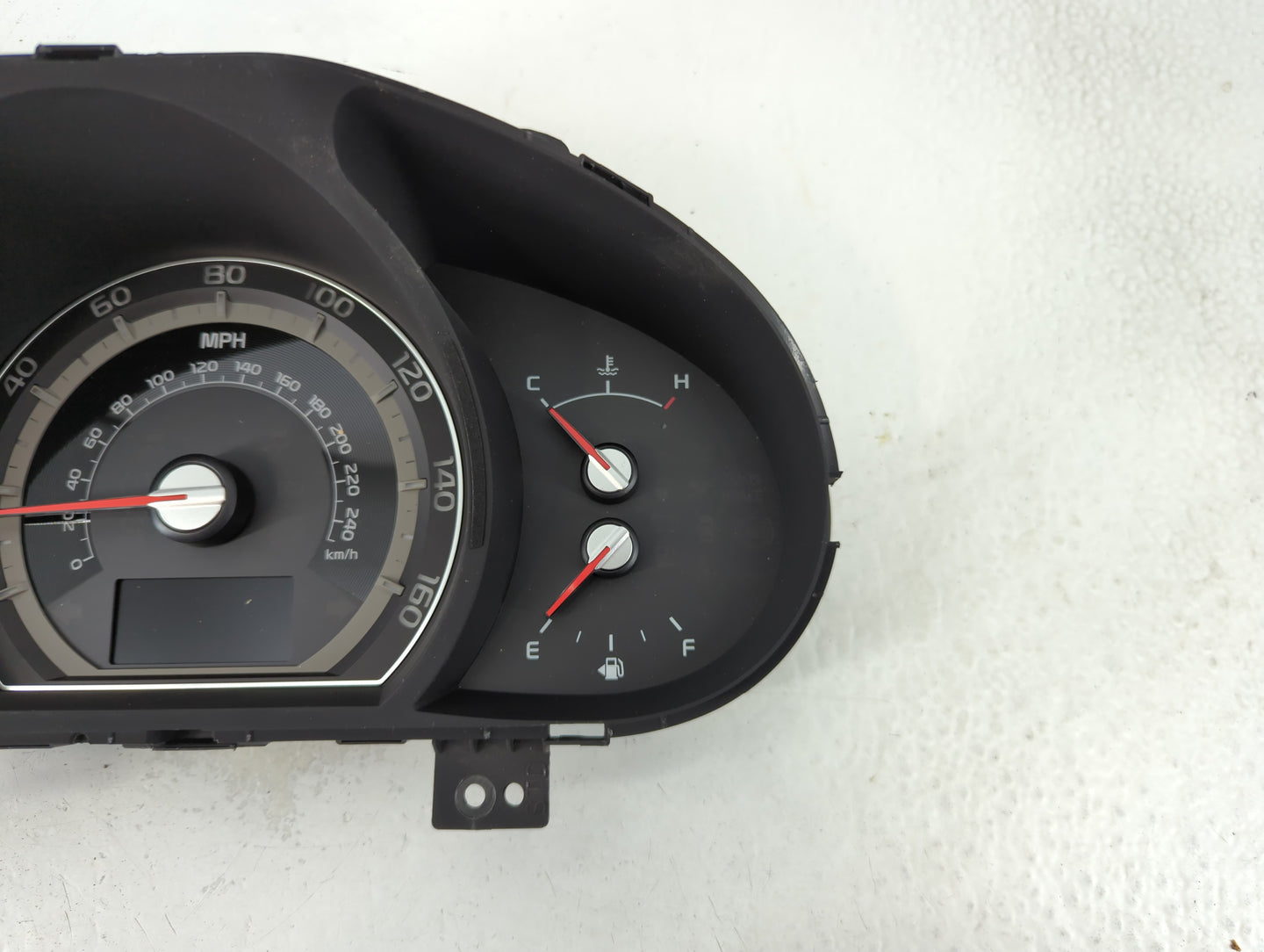 2014-2016 Kia Sportage Instrument Cluster Speedometer Gauges P/N:94021-3W025 Fits Fits 2014 2015 2016 OEM Used Auto Parts - Oemusedautoparts1.com