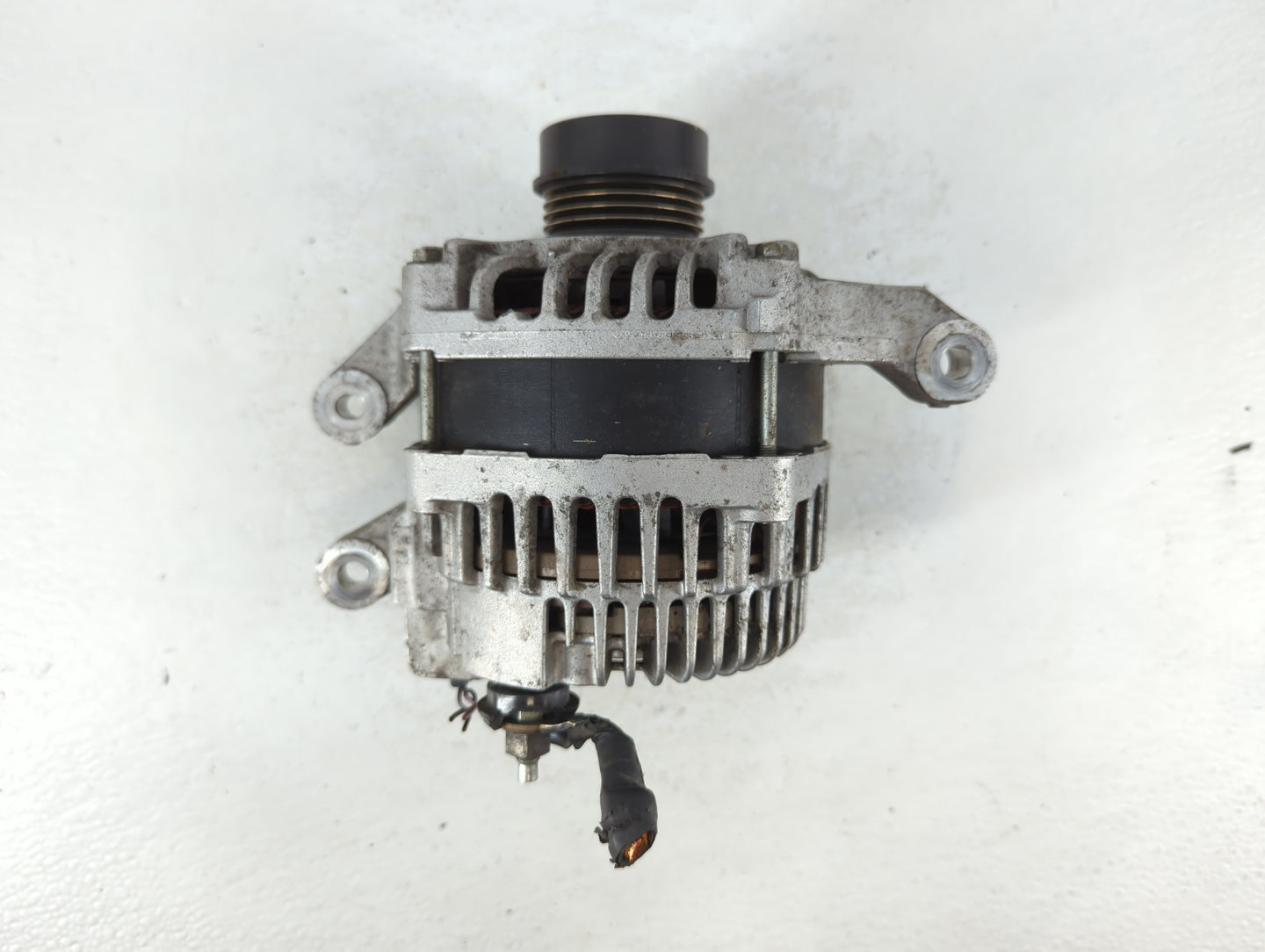 2013-2018 Ford Focus Alternator Replacement Generator Charging Assembly Engine OEM P/N:CJ5T-10300-CB Fits OEM Used Auto Parts - Oemusedautoparts1.com
